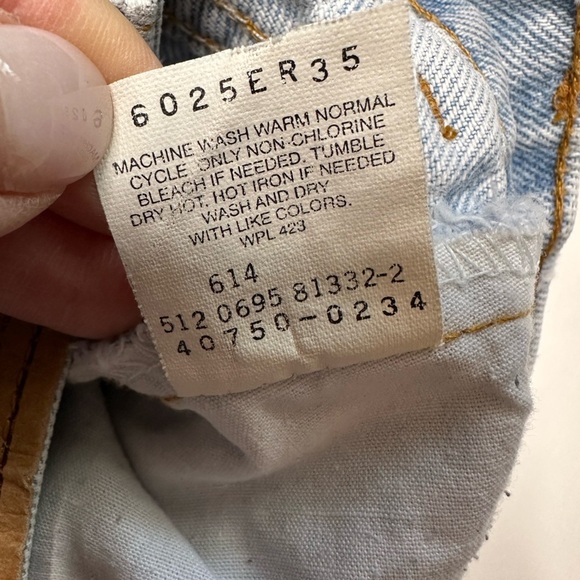 Vintage 1990s Levi’s Denim Jeans - Picture 7 of 10